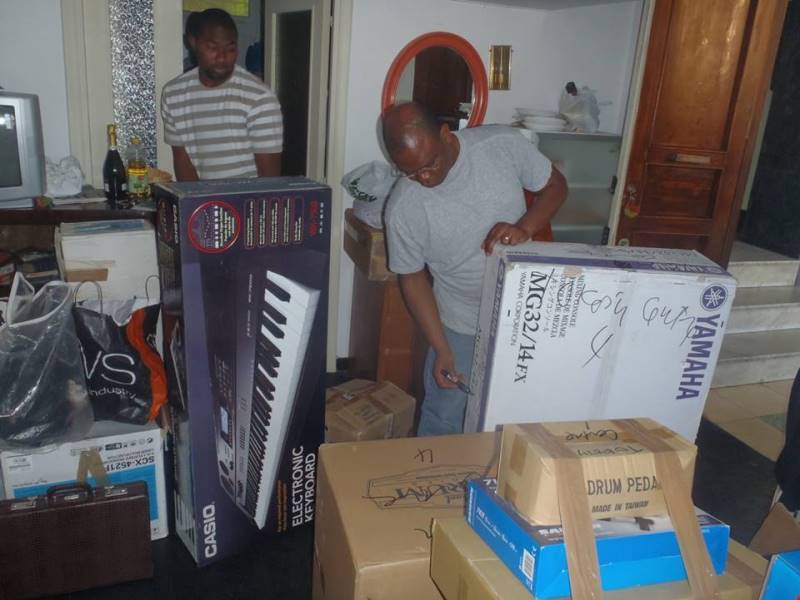 Second container 