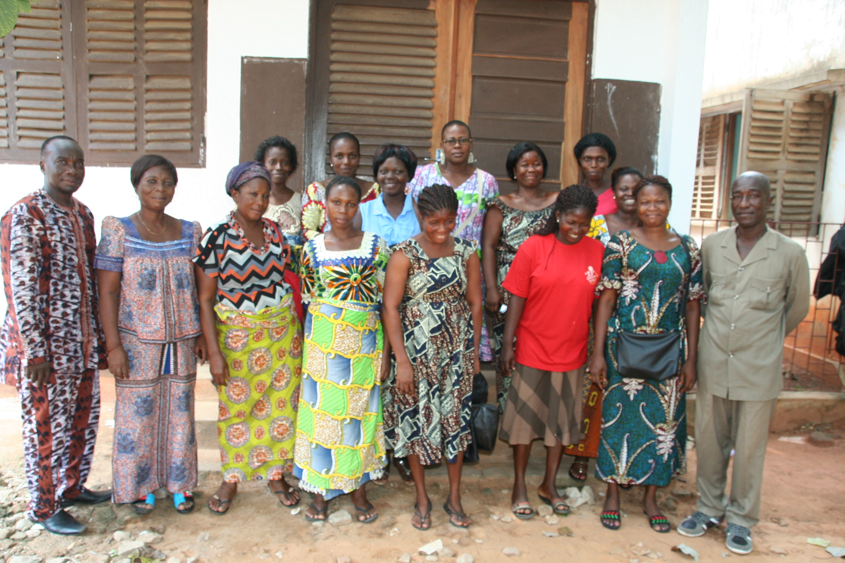 GROUPE DE JEUNES A AGOE-NYOVE